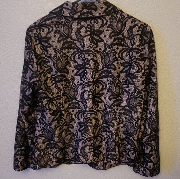 Wet Seal Pink & Black Lace Floral Blazer Size L - Picture 2 of 3
